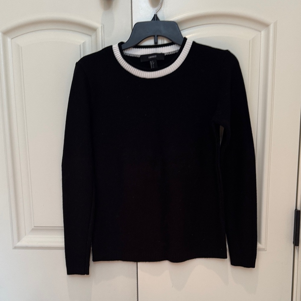 Forever 21 Black Sweater with White Collar